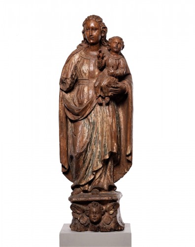 Vierge à l'Enfant en noyer sculpté d'époque Renaissance